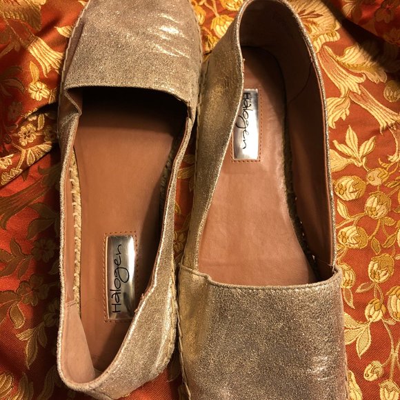 Gold Halogen Flats (Size 8.5) - Picture 4 of 6